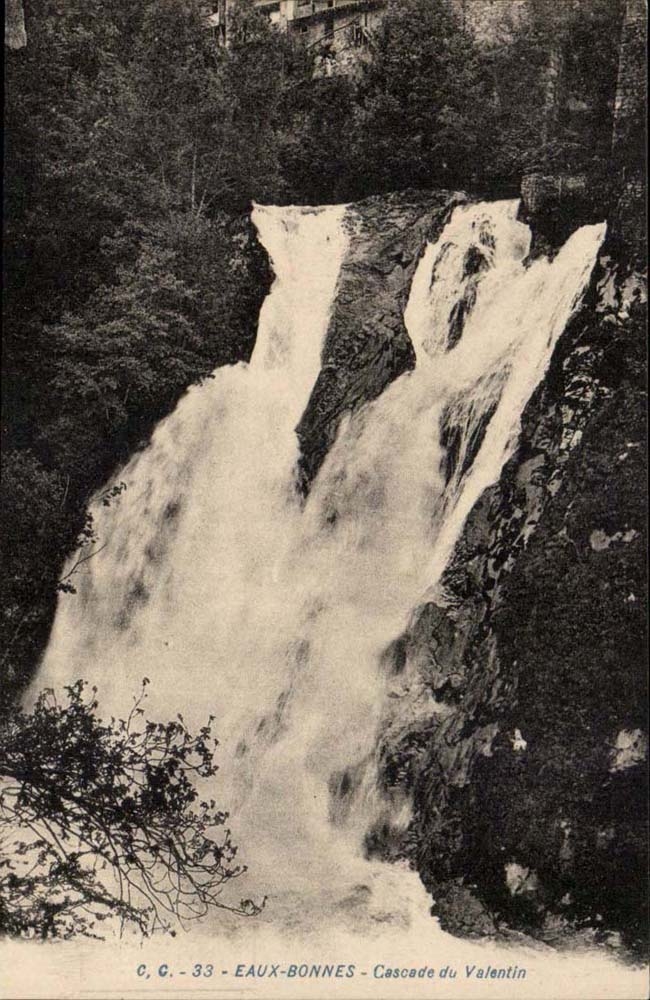 Eaux Bonnes CPA Cascades of Valentine