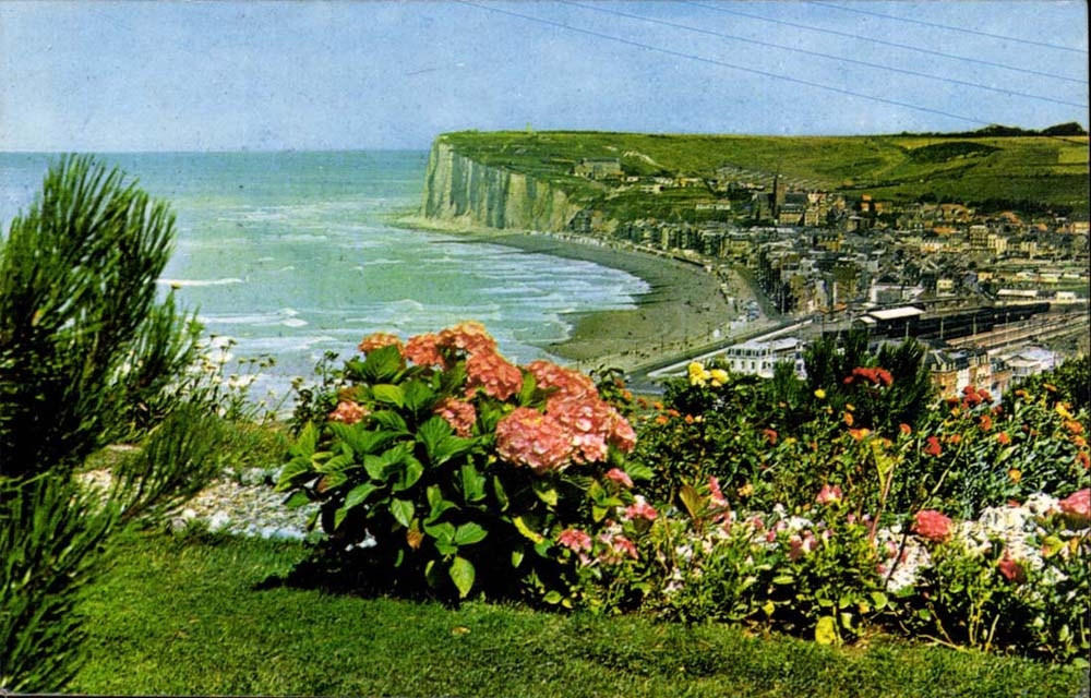 Treport CPA Panorama on Seas