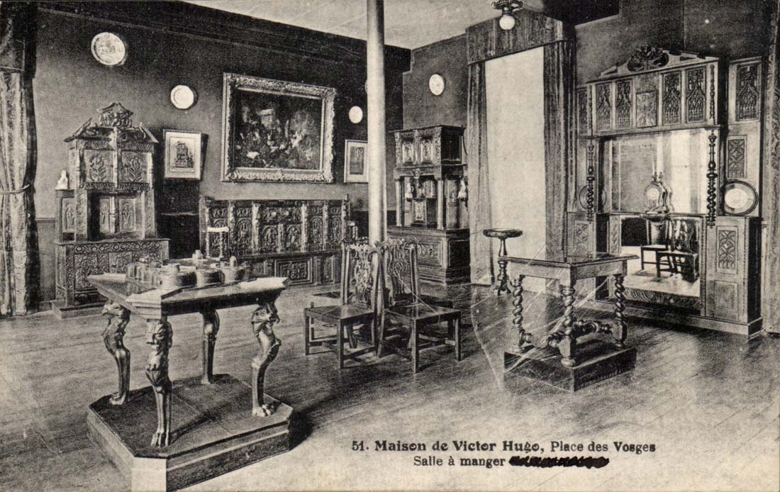 Paris CPA Maison de victor hugo place des Vosges