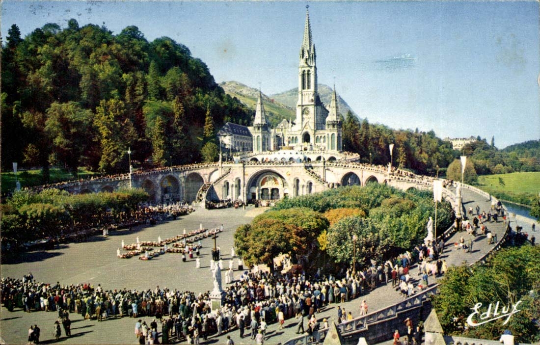 Lourdes CPA patients attending the way of cross