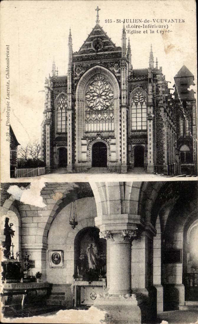 St Julien de Vouvantes CPA the church and the crypt