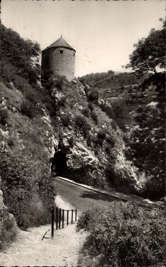 Besancon - the Taillee door - CPA