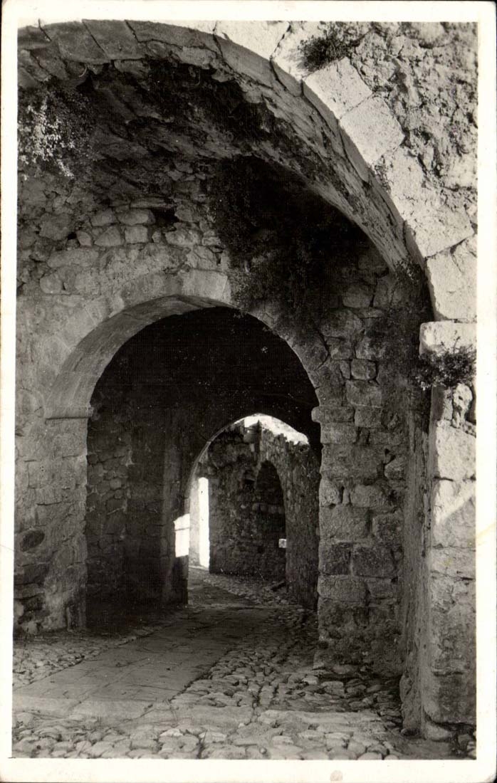 Eze - Ausgang des Dorfs - CPA