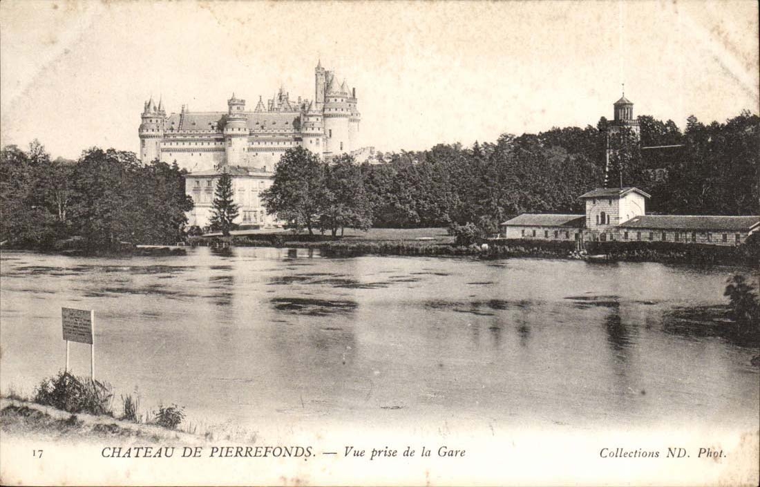 Pierrefonds - Vue prise de la Gare - CPA 