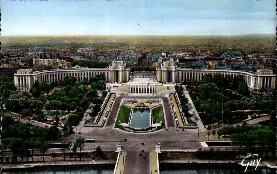 Paris CPA View of the palate of Chaillot