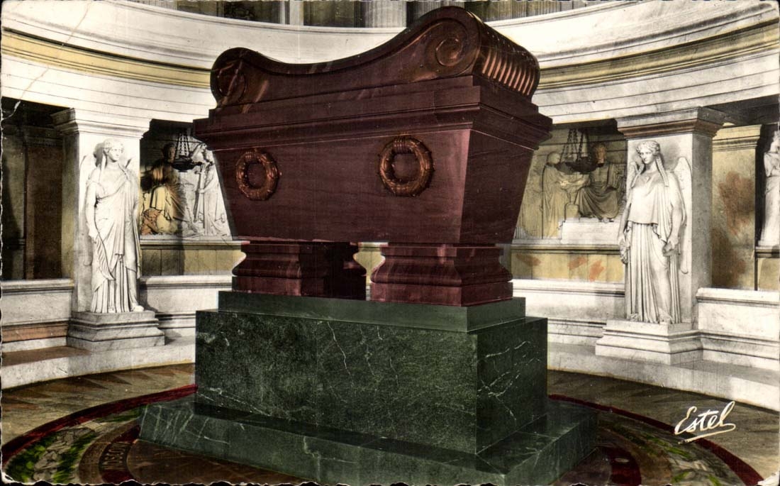Paris CPA Tomb of Napoleon