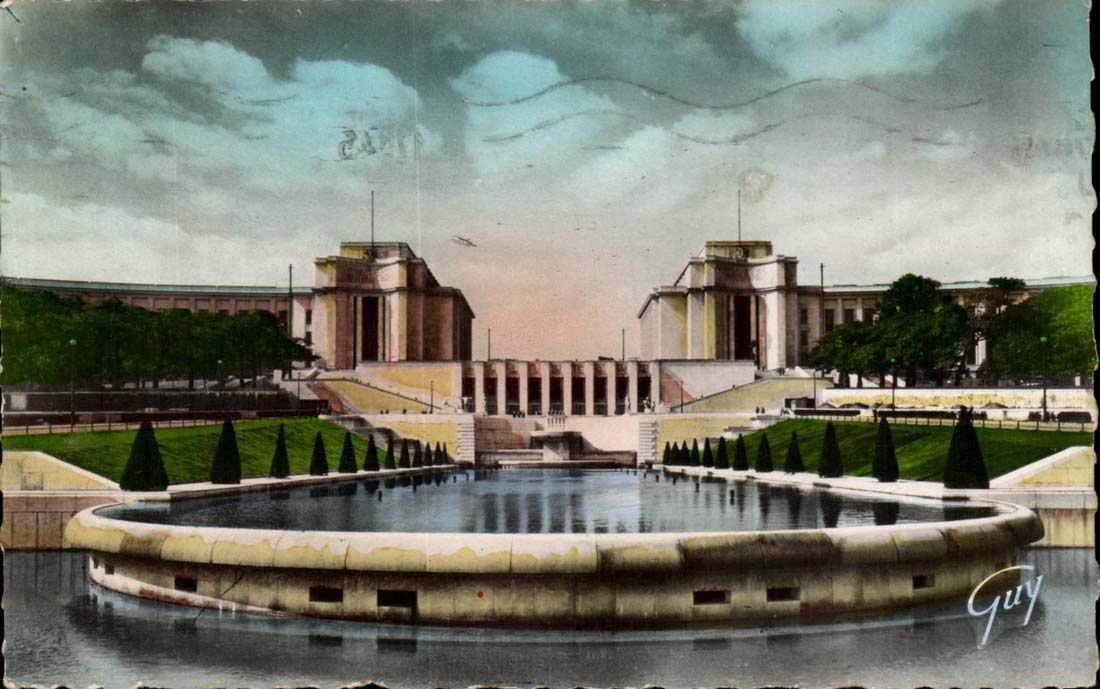 Paris CPA the palate of Chaillot seen of the gardens