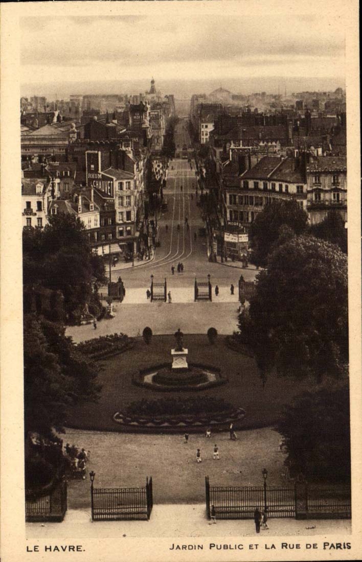CPA Le Havre Jardin public et la rue de paris