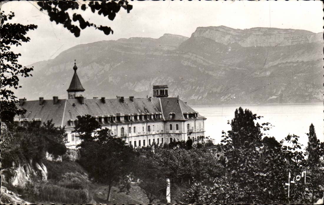 MODERN CARD Lake of Le Bourget Abbey of Hautecombe