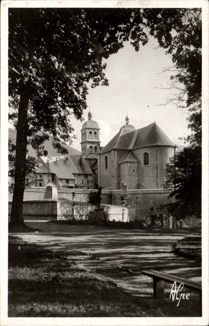 CPSM Briançon the cathedral