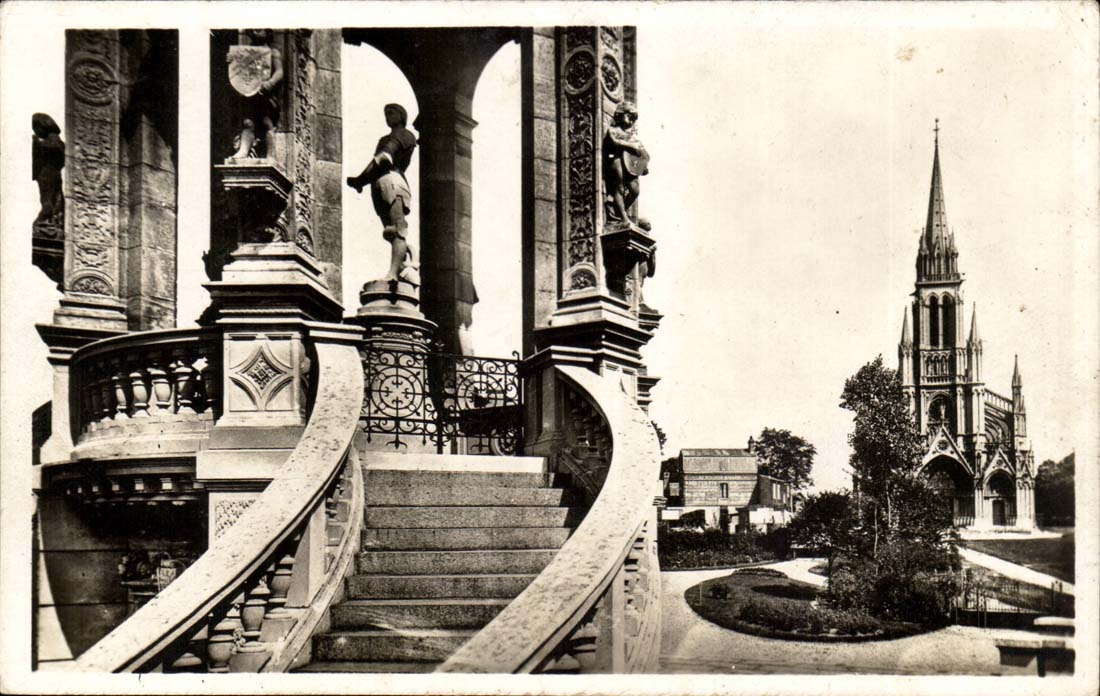 Good Help CPA the monument of Jeanne of arc and the church Notre Dame de Bon Help