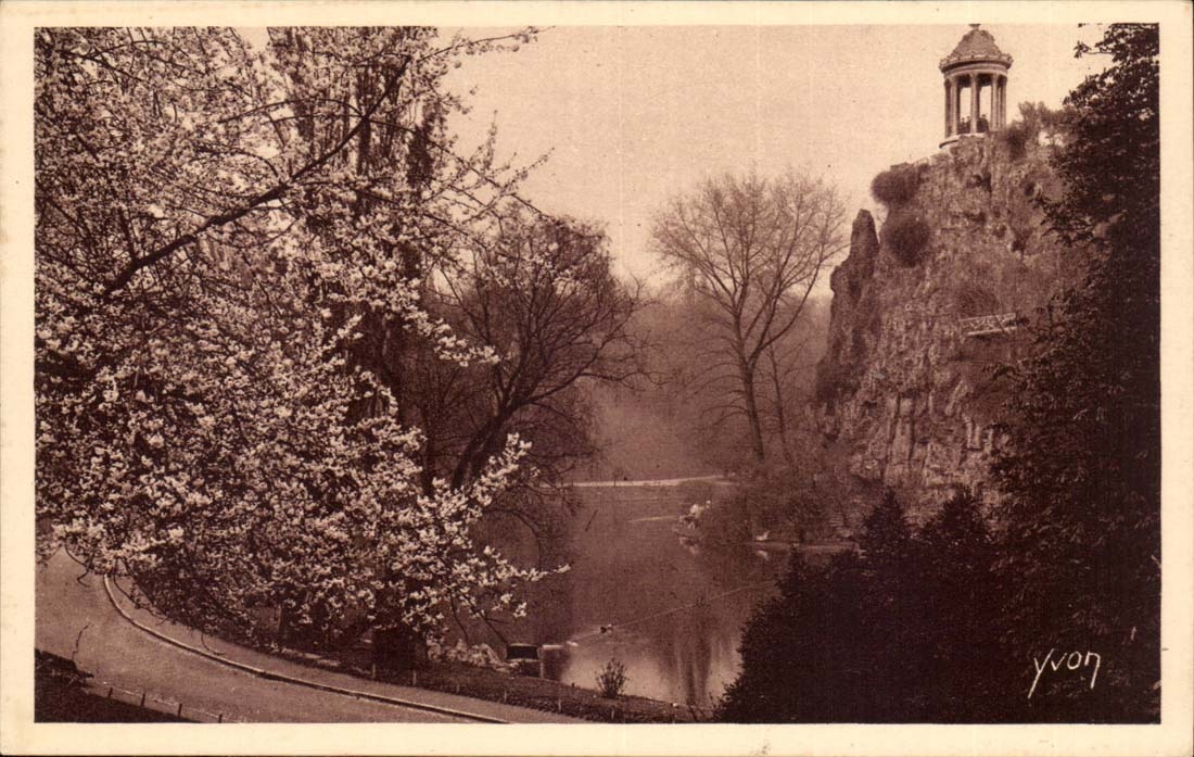 Paris CPA the park of the Chaumont Hillocks
