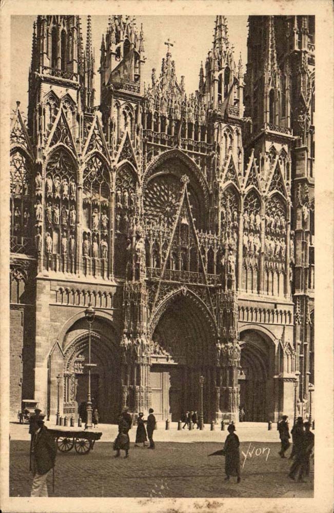 Rouen CPA Frontage of the cathedral