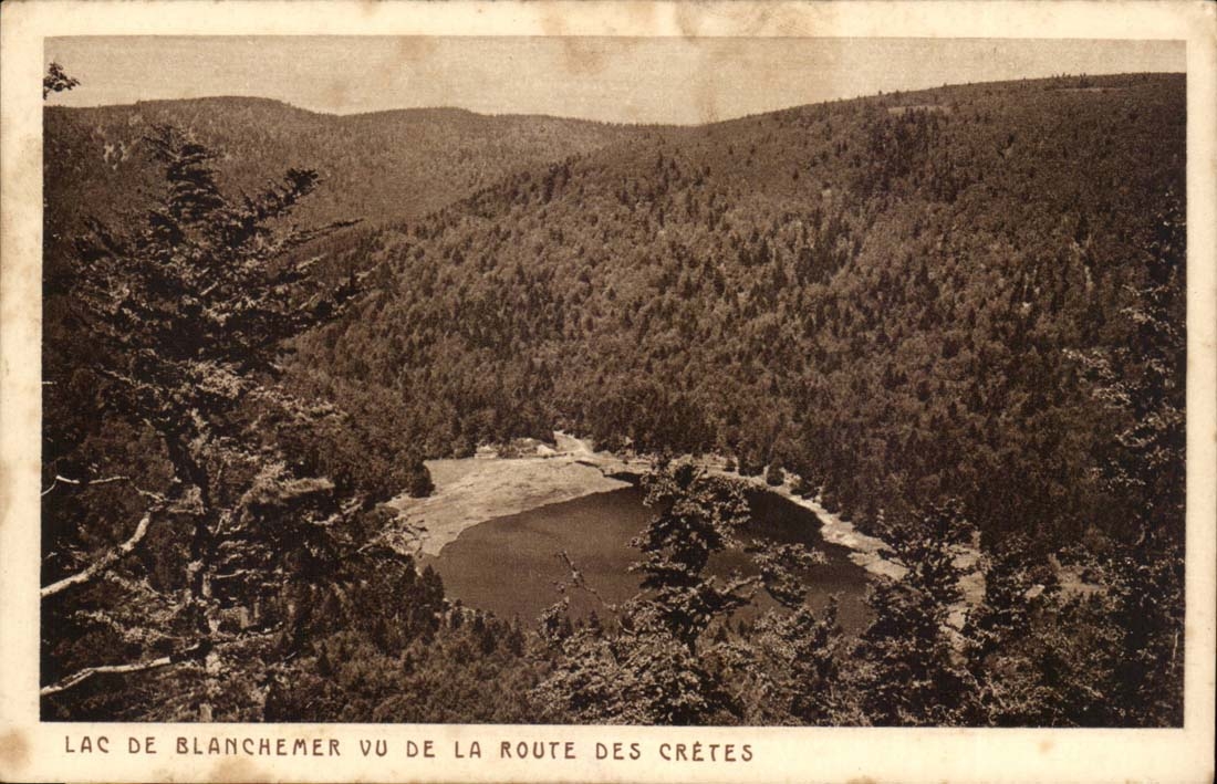 CPA Lake Blanchemer seen of the road of the Peaks