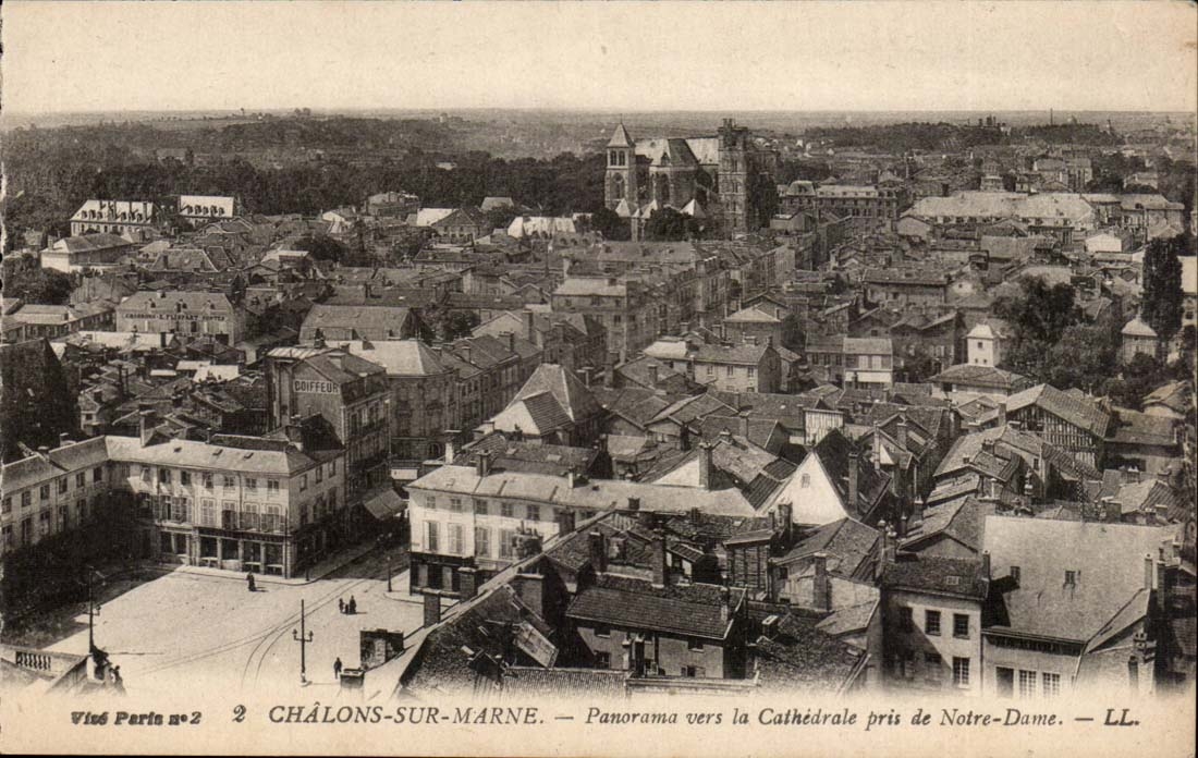 CPA Schleppnetz-Netze auf Mergel Panorama in Richtung zur Kathedrale genommen von Notre Dame