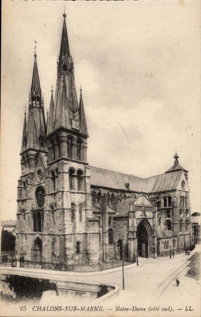 CPA Schleppnetz-Netze auf Mergel Notre Dame (sudliches Teil)