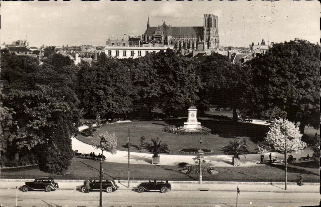 Reims - allgemeiner Garten Colbert und die Kathedrale - CPA