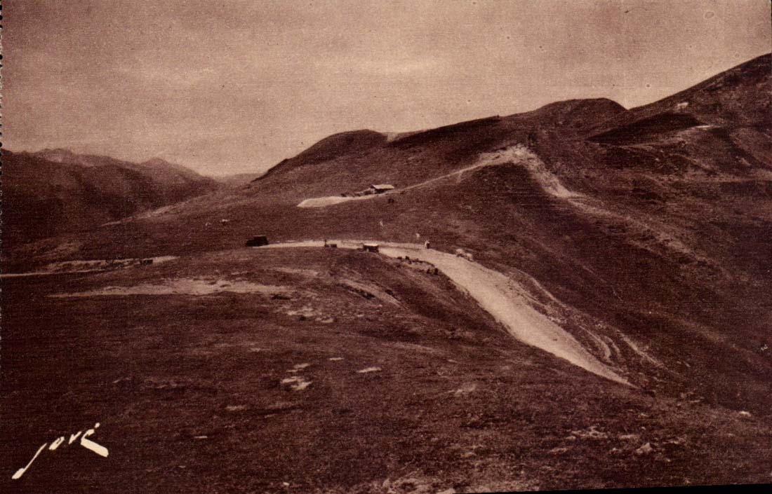 CPA thermal Road of aubisque the culminating point of the collar of aubisque