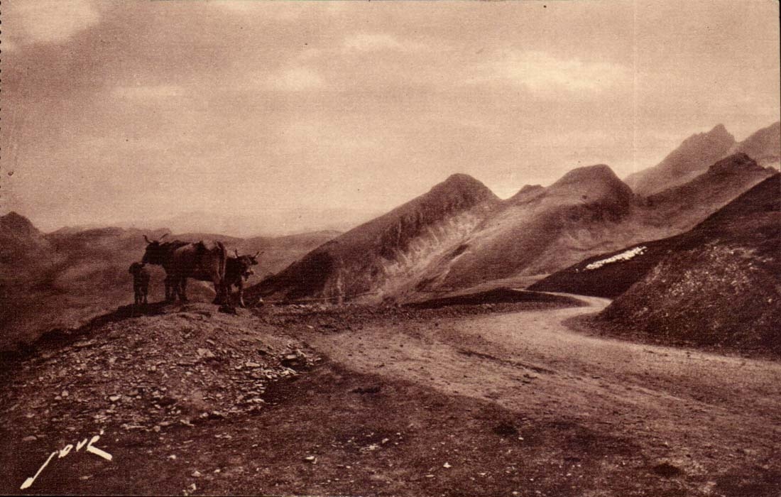 CPA thermal Road of aubisque At the top descent on Argeles