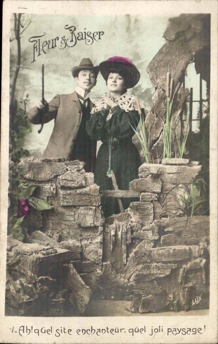 CPA Fantasy couples Fleur and kiss Ah which site enchantor which pretty landscape