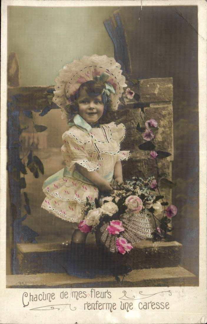 CPA imagination Each one of my flowers contains a caress (child)