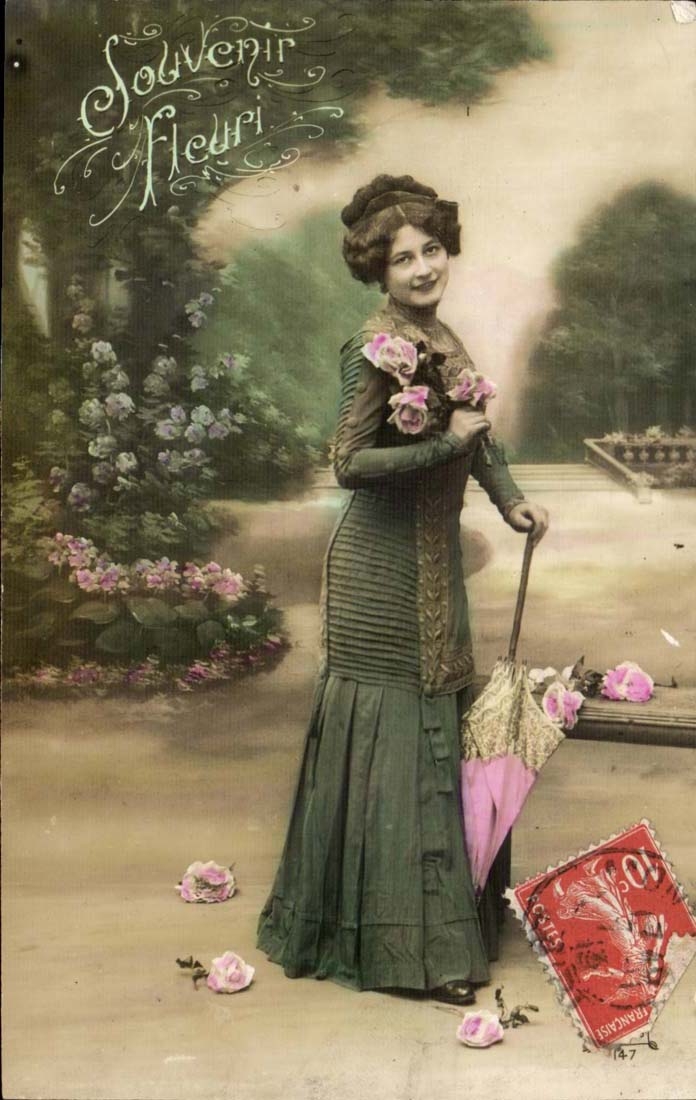 CPA Fantasy Souvenir flowered Woman