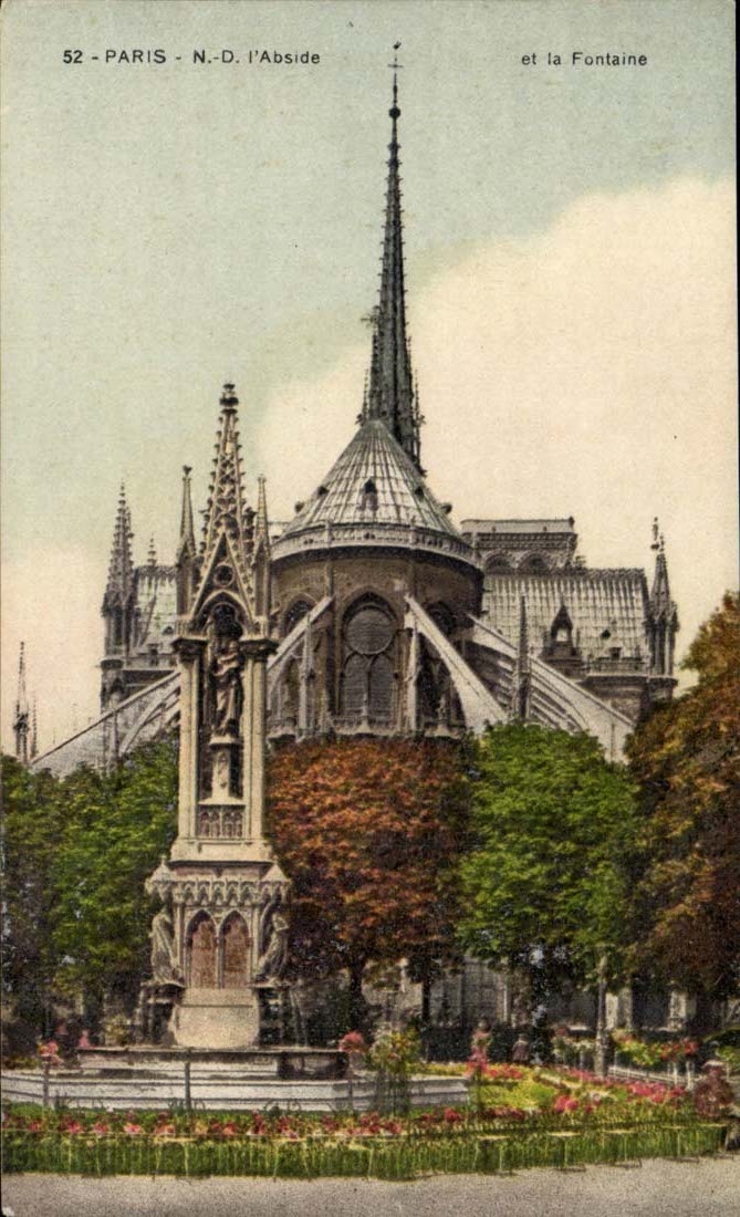 CPA Paris ND l'abside et la fontaine