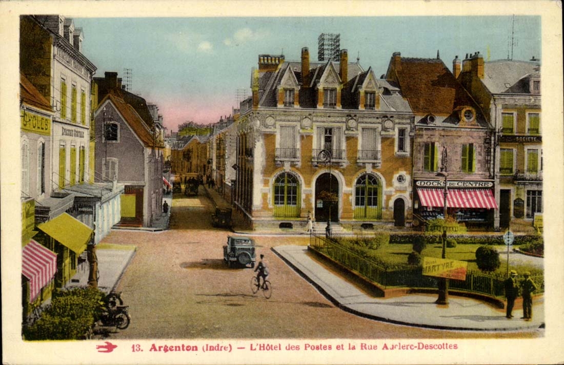 Nickelsilber CPA das Postgebaude und die Strasse Arclerc Descottes