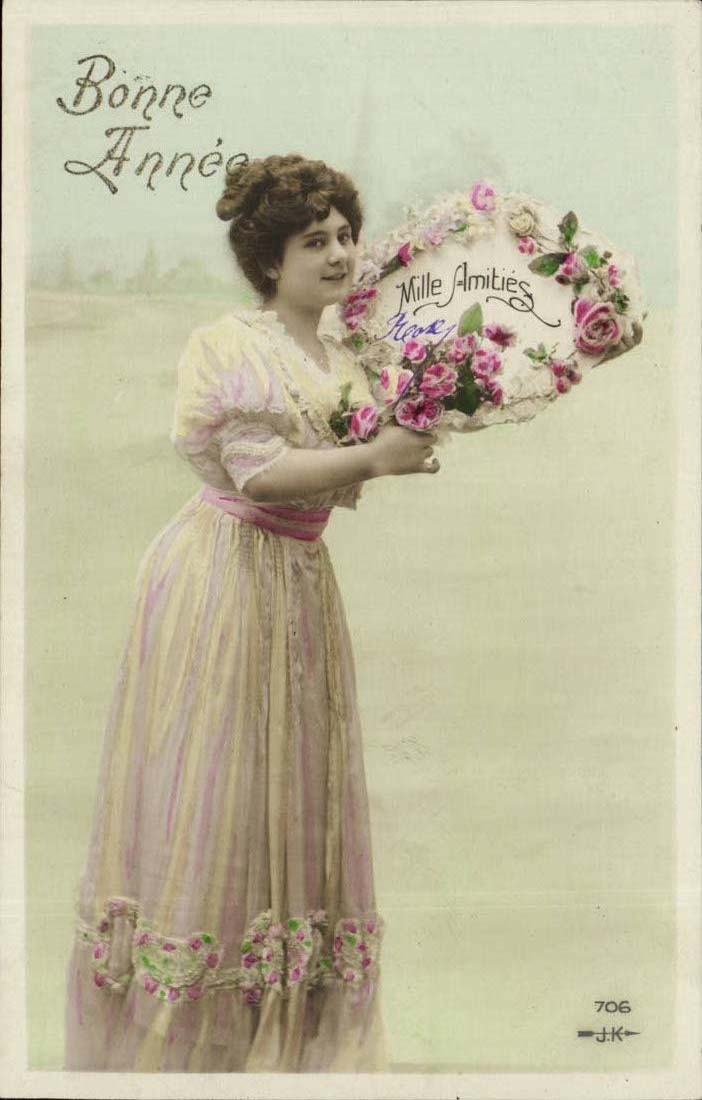 CPA Fantasy Wishes Happy New Year (woman and feurs) Thousand friendships