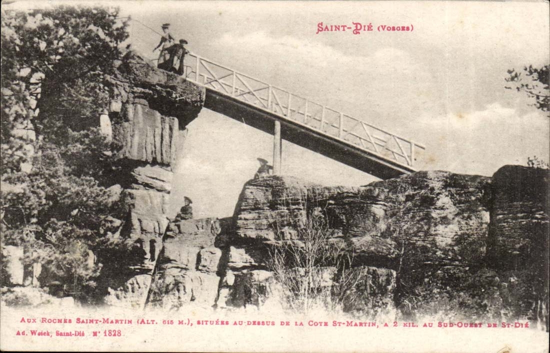 CPA Saint Die With the rocks Saint Martin situees with the top of the dimension St Martin