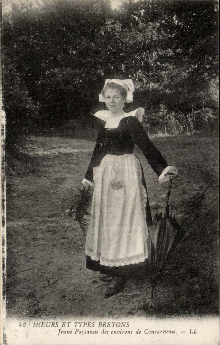 CPA Weise- und Bretonearten Jugendlichlandarbeiter der Umlagerungen von Concarneau (Bretagne) TOP