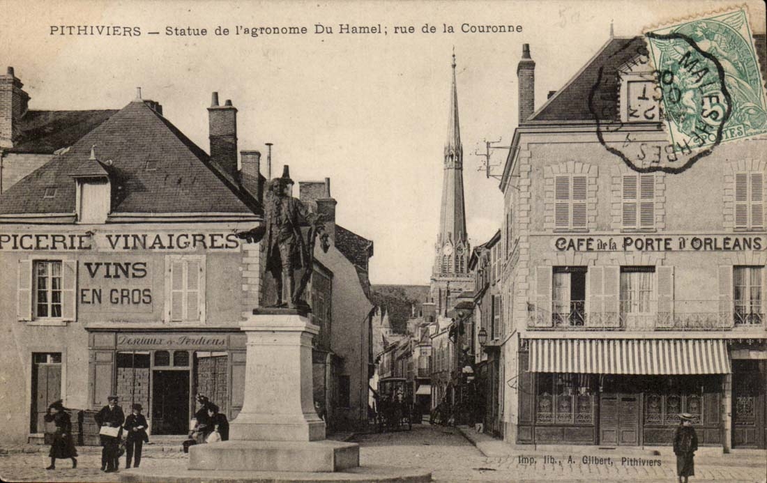 Pithiviers CPA Statue of the agronomist Of Hamel street of the crown