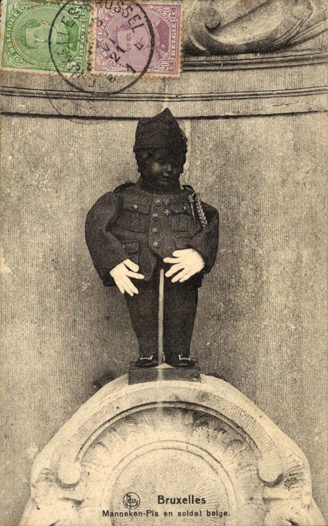 Belgium CPA Brussels Manneken Worse as a Belgian soldier