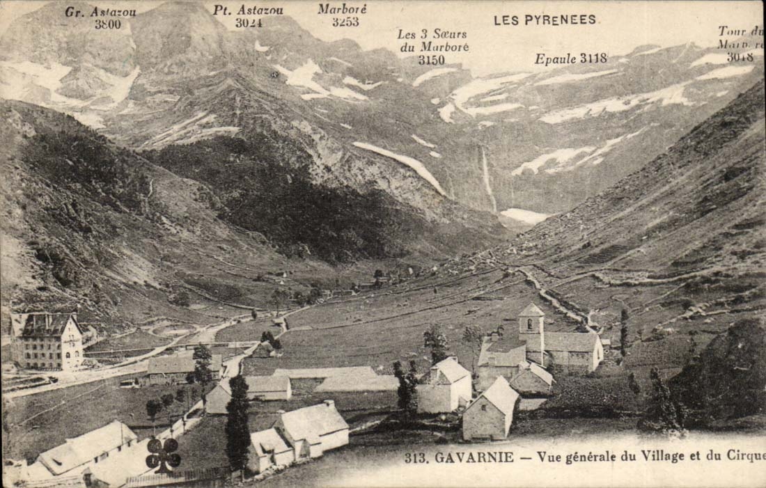 Gavarnie CPA View of the village and the circus