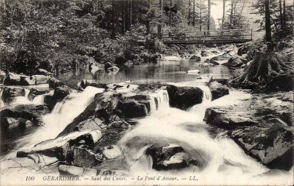 Gerardmer CPA Jump of the tanks the bridge of love