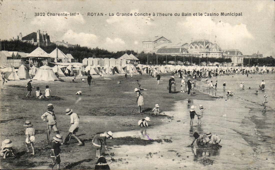 Royan CPA large the conche per hour of the bath and the municipal casino