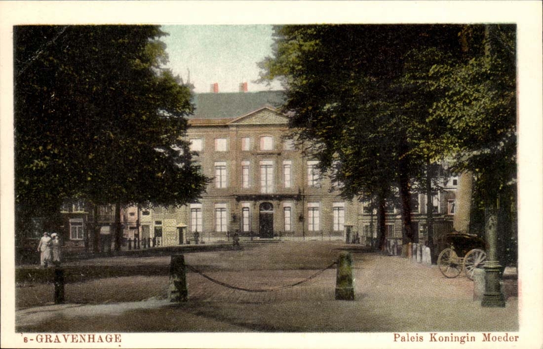 The Netherlands CPA Gravenhage Paleis Koningin Moeder