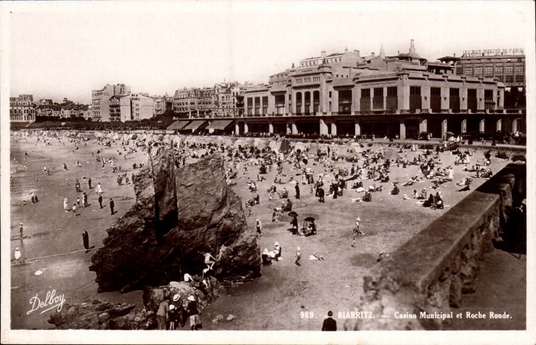 Biarritz CPA Casino municipal et roche ronde