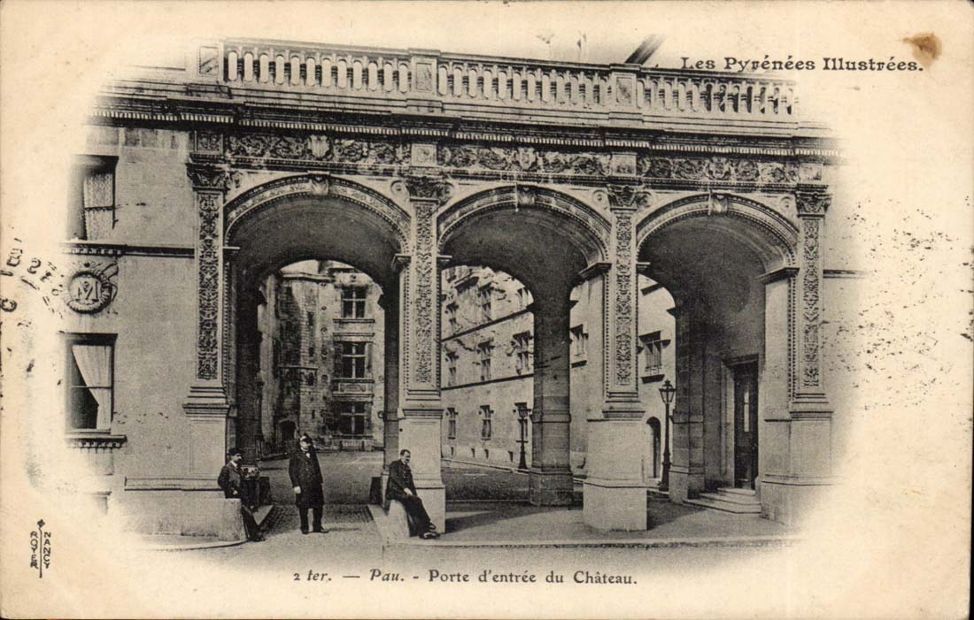 Haupttur Pau-CPA des Schlosses