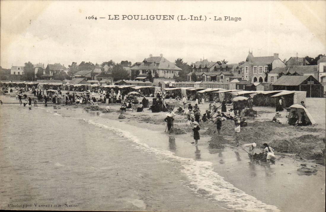 Pouliguen CPA the beach