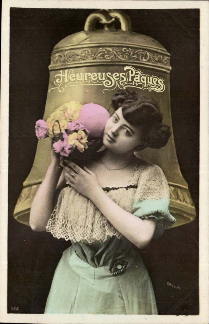 Fass der Phantasie CPA Joyeuses (Glockeneifrau)