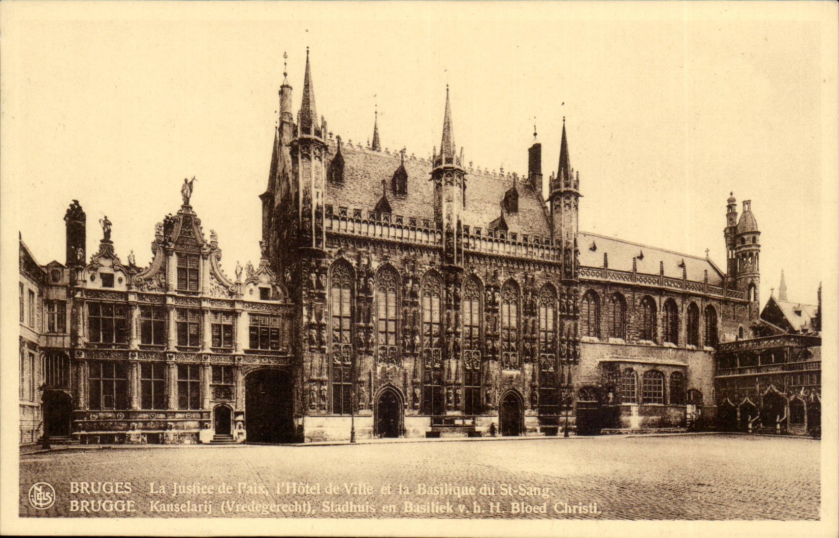 Belgium - Belgien - Belgium - Bruges - Brugge - Town hall - Basilica of St Blood - CPA