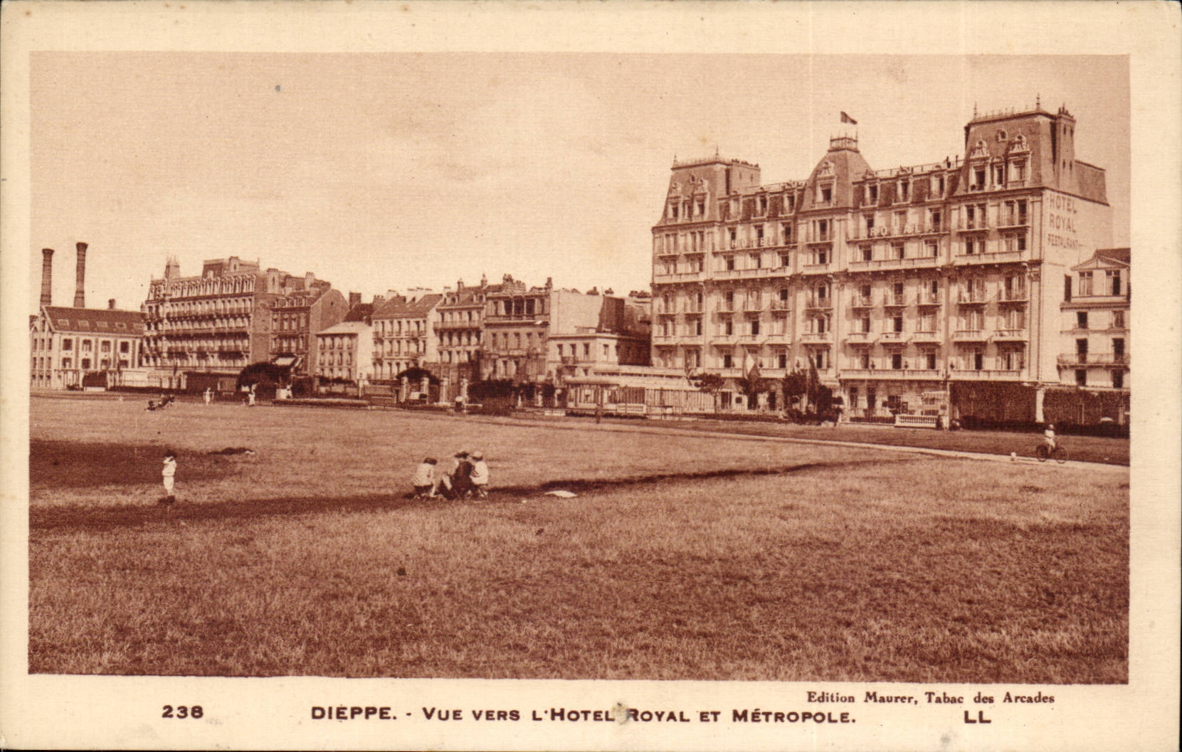 Dieppe CPA gesehen in Richtung zum Hotel koniglich und zur Hauptstadt