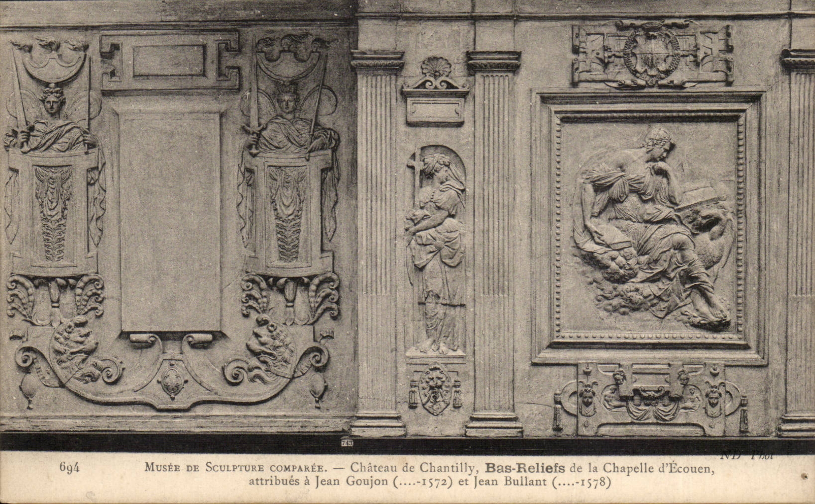 CPA Museum of sculpture comparee Castle of Low Cahntilly reliefs of the vault of Ecouen Jean Bullant Pin