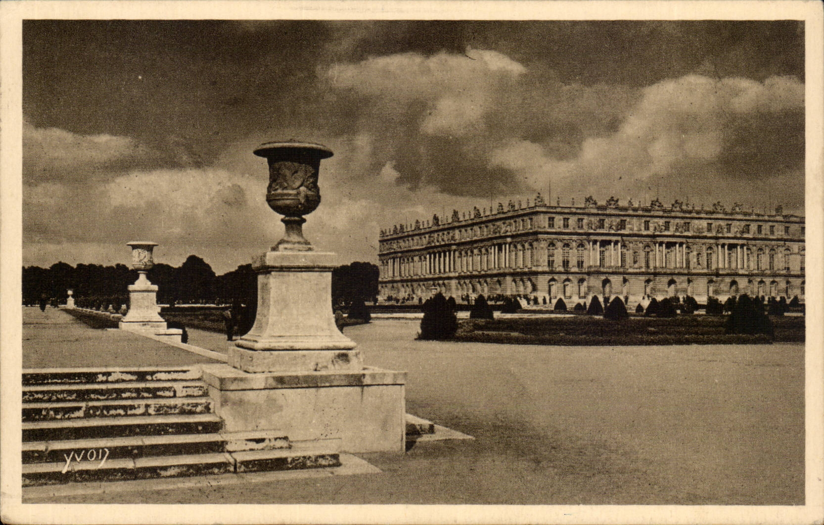 Versailles CPA Gardens of the palate Floors of midday