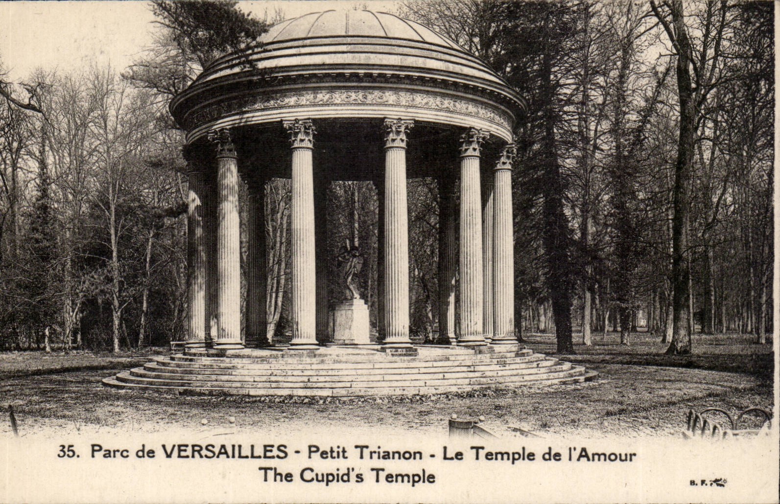 Versailles CPA Small TRianon Temple of the love