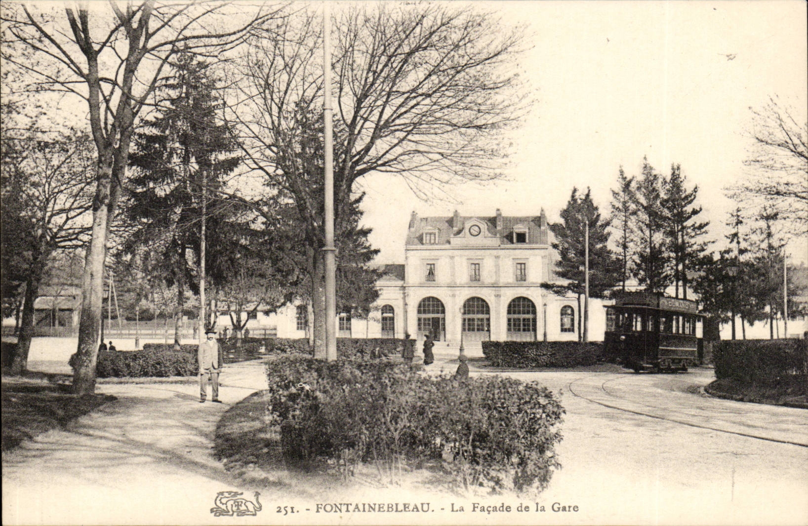 Fontainebleau CPA Frontage of the station
