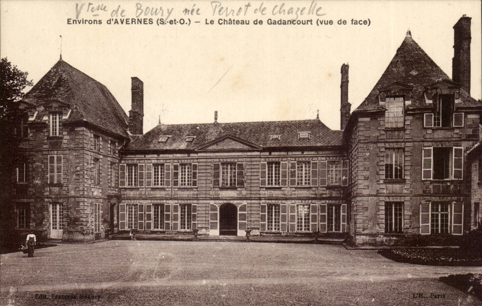Surroundings of Avernes CPA the castle of Guyancourt (front view)