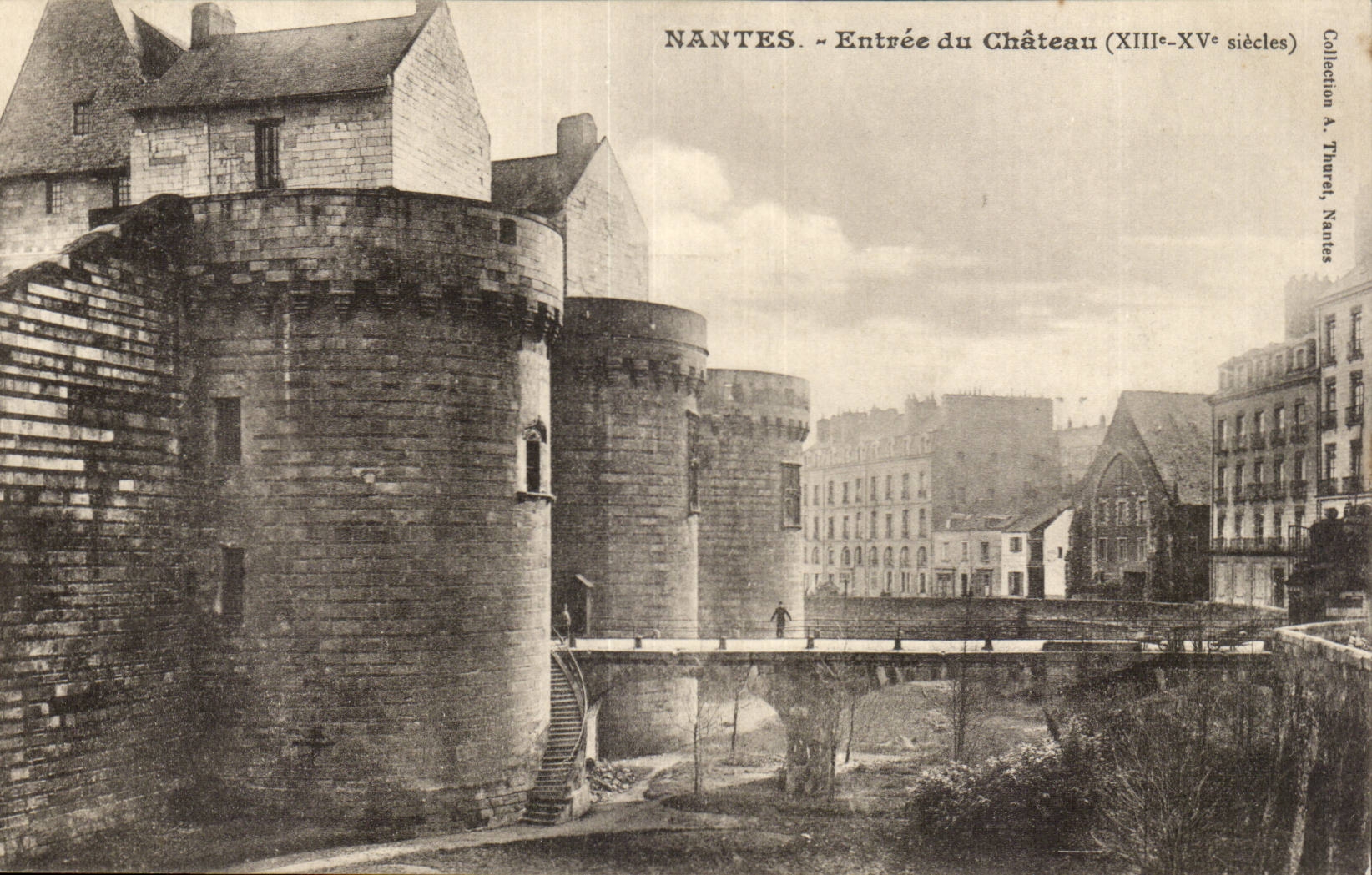 Nantes CPA Entrance of the castle