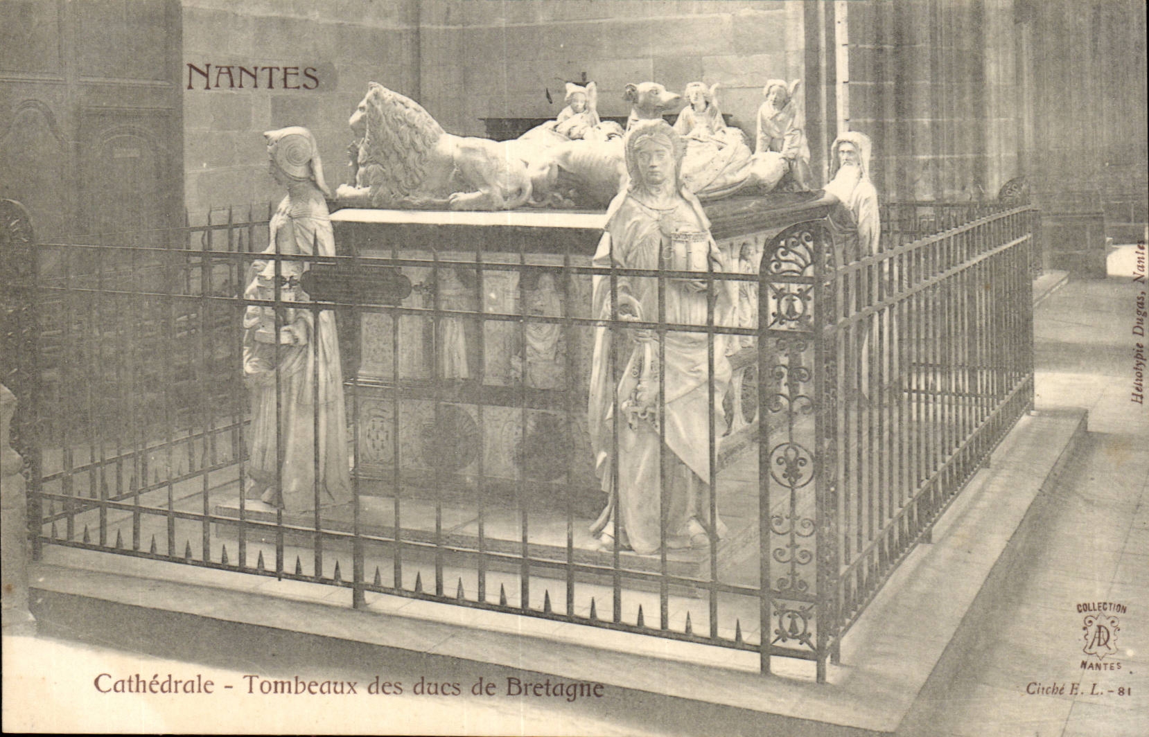 Nantes CPA FCAthedrale Tombs of the Dukes of Brittany
